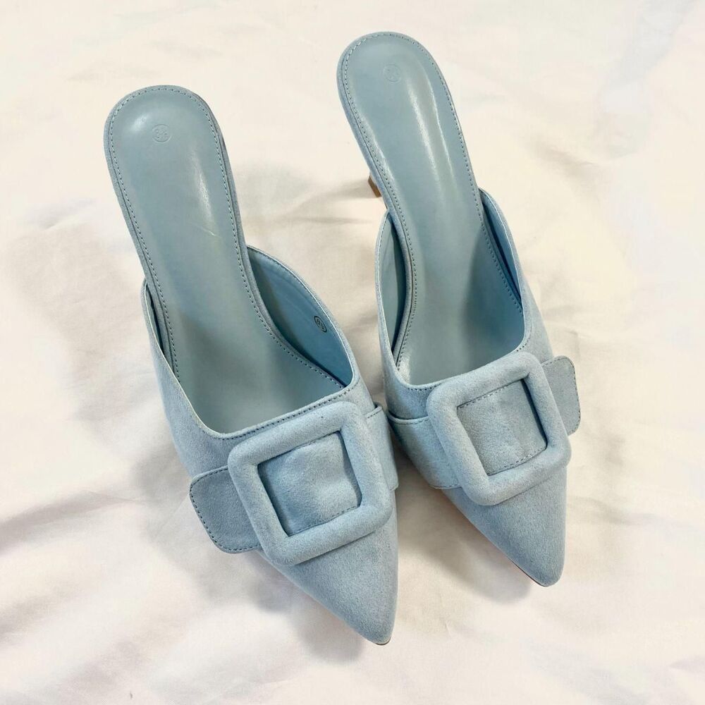 NEW Glam Coquette Powder Blue Faux Suede Buckle Pointy Kitten Heels US 8.5 - Picture 2 of 7